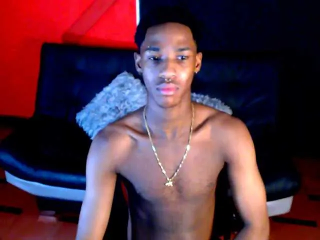 Live sex webcam photo for XShippy #274151040
