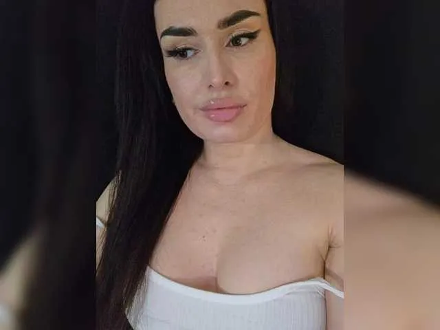 Live sex webcam photo for XStrawberryX #290575263