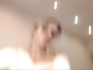 Live sex webcam photo for XTinasheX #169328324