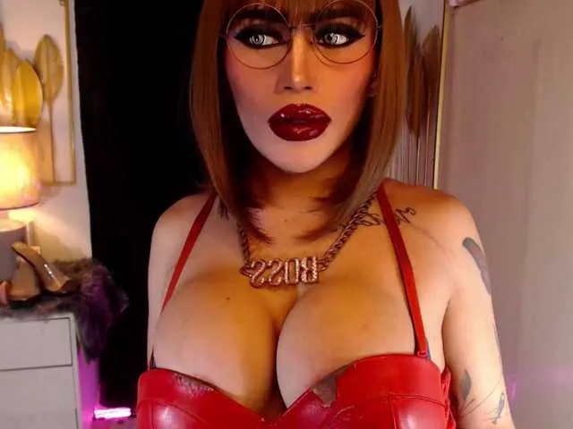 Live sex webcam photo for XXYourMajestyVictoriaXX #291737864