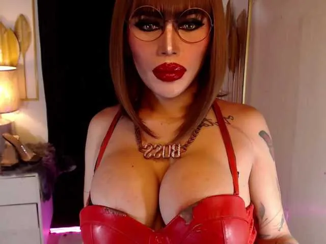 Live sex webcam photo for XXYourMajestyVictoriaXX #291749558