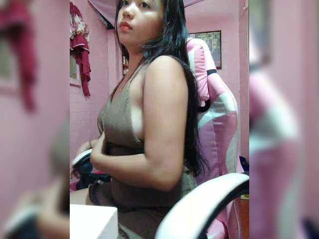 Live sex webcam photo for XXhornywetprincess99XX #292074380