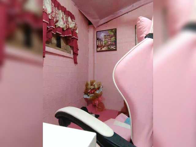 Live sex webcam photo for XXhornywetprincess99XX #292301070