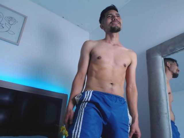 Live sex webcam photo for Xander-Corvus-- #276829722