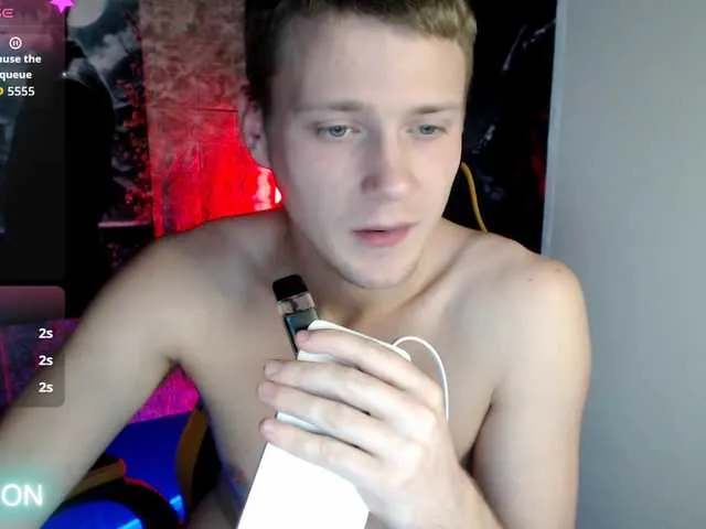 Live sex webcam photo for XavierNight81 #292356777