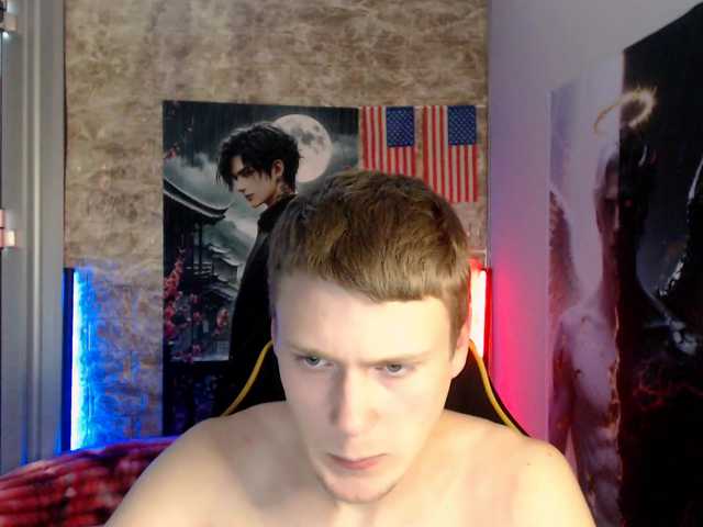 Live sex webcam photo for XavierNight81 #292403311