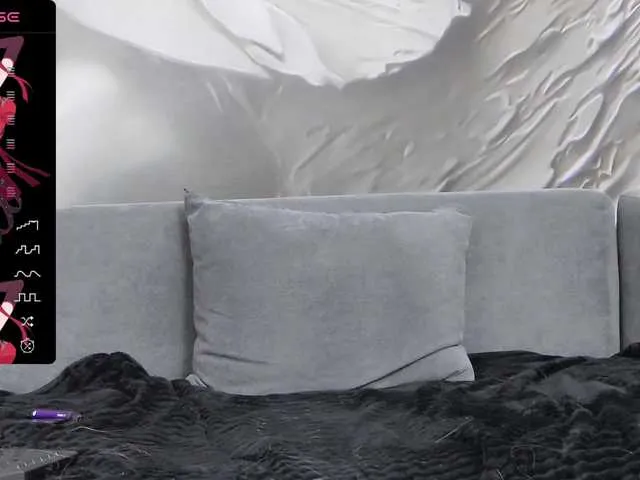 Live sex webcam photo for Xenomyy #276761623