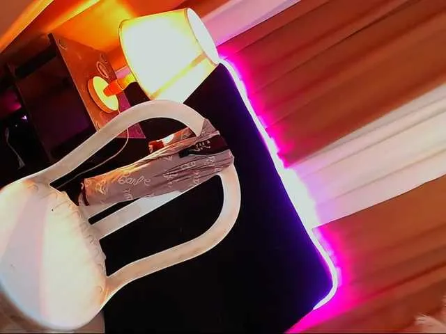 Live sex webcam photo for Xfantasymistress #292054820