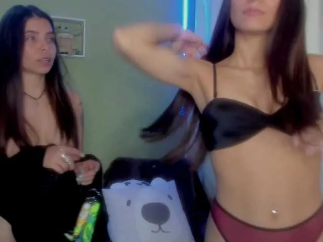 Live sex webcam photo for Xgirlsecret #272545883