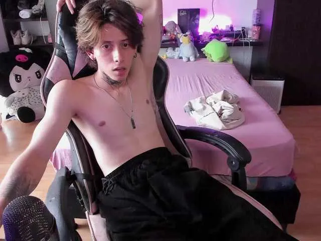 Live sex webcam photo for XiceBoy #293030418