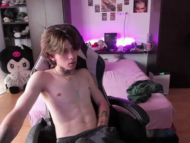 Live sex webcam photo for XiceBoy #293055145