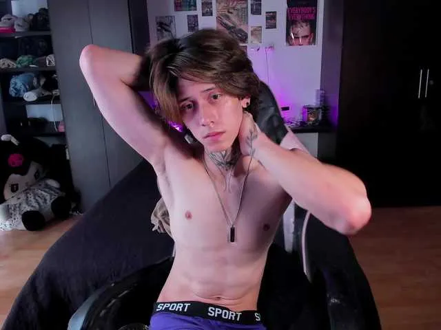 Live sex webcam photo for XiceBoy #293393860