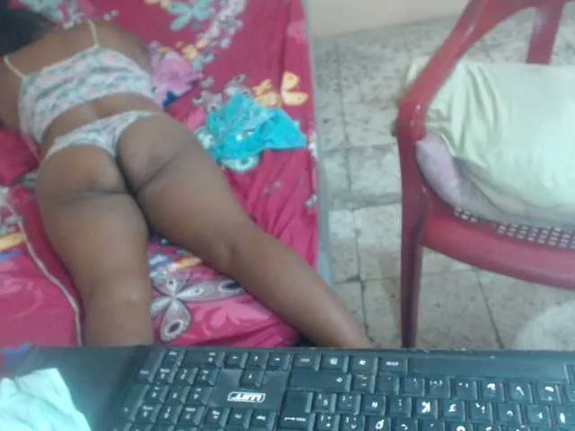 Live sex webcam photo for Ximena069 #276366742