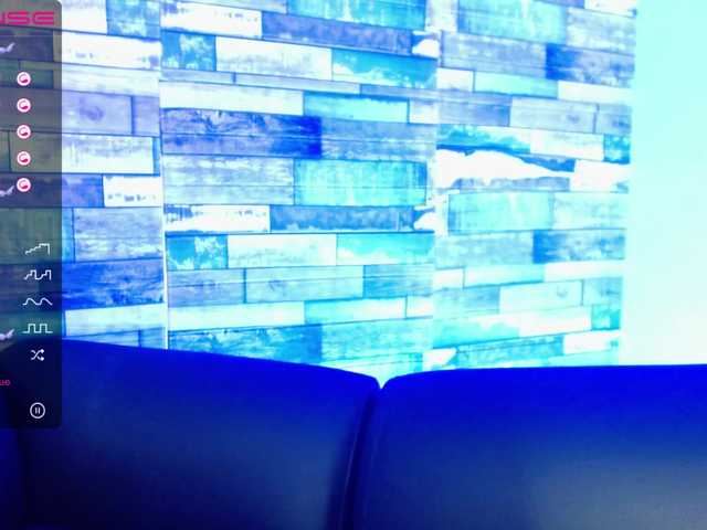 Live sex webcam photo for XimenaStanfor #272990489