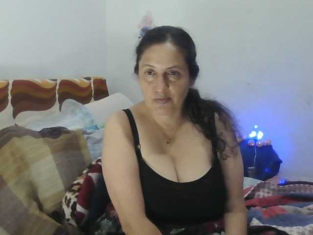 Live sex webcam photo for Ximenajimenez #276518700