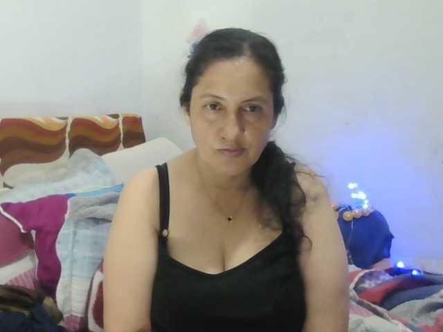 Live sex webcam photo for Ximenajimenez #276520530