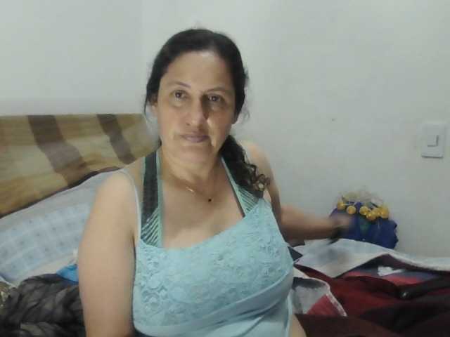 Live sex webcam photo for Ximenajimenez #276625674