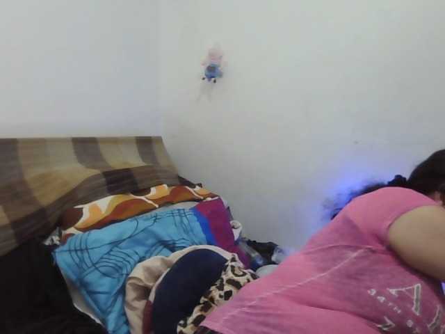 Live sex webcam photo for Ximenajimenez #276671970