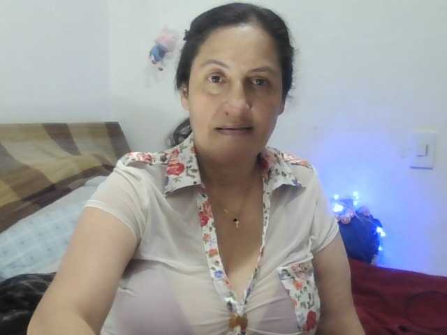 Live sex webcam photo for Ximenajimenez #276721043