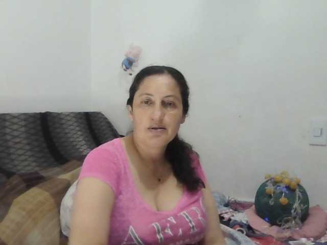 Live sex webcam photo for Ximenajimenez #277329385