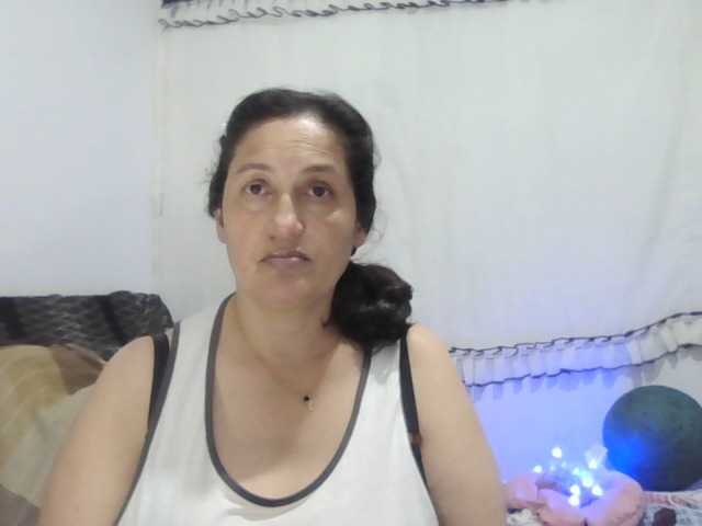 Live sex webcam photo for Ximenajimenez #277518868