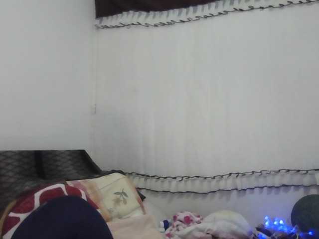 Live sex webcam photo for Ximenajimenez #277897961