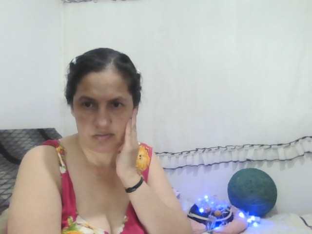 Live sex webcam photo for Ximenajimenez #278097855