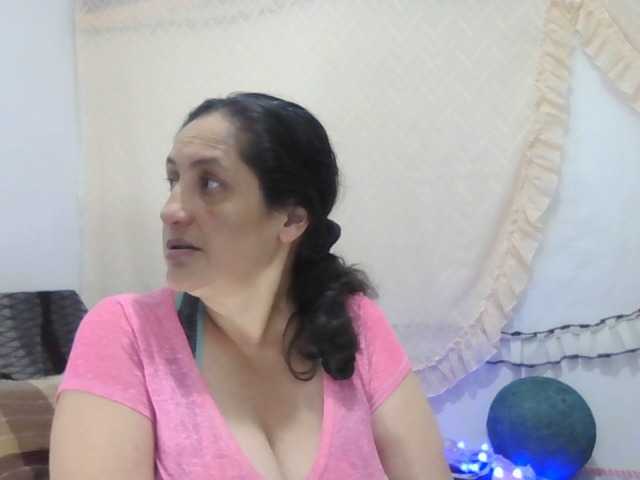 Live sex webcam photo for Ximenajimenez #278189663