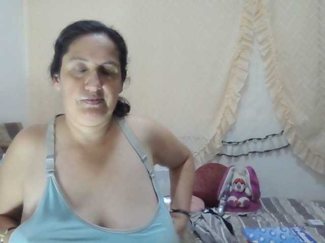 Live sex webcam photo for Ximenajimenez #290165244