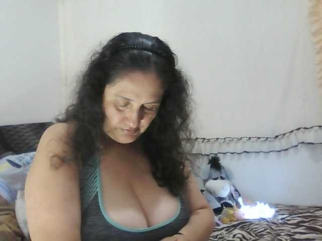 Live sex webcam photo for Ximenajimenez #290332424