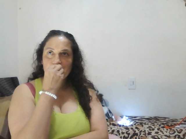 Live sex webcam photo for Ximenajimenez #290516734