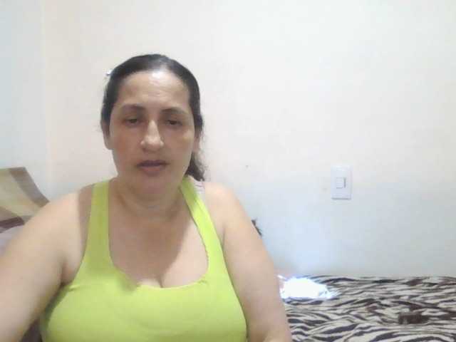 Live sex webcam photo for Ximenajimenez #291188057