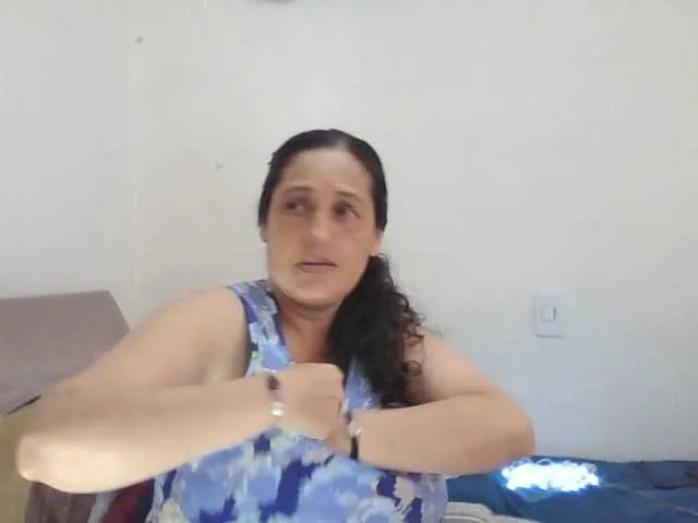 Live sex webcam photo for Ximenajimenez #291502470