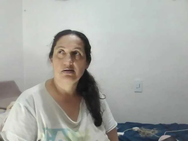 Live sex webcam photo for Ximenajimenez #291567547