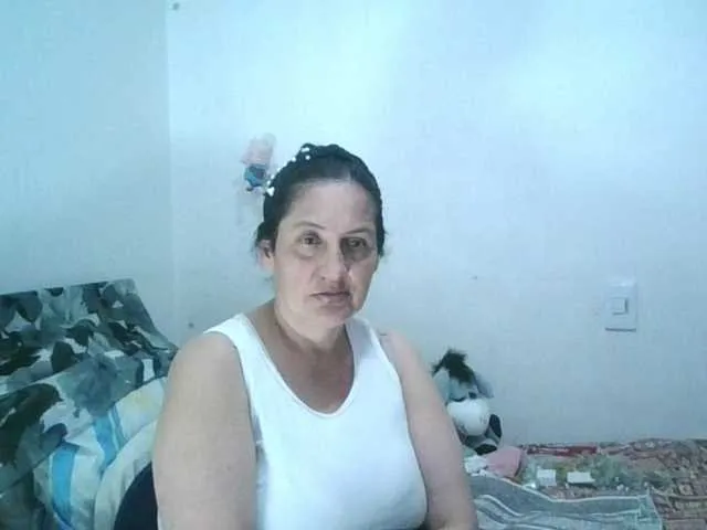 Live sex webcam photo for Ximenajimenez #292250936