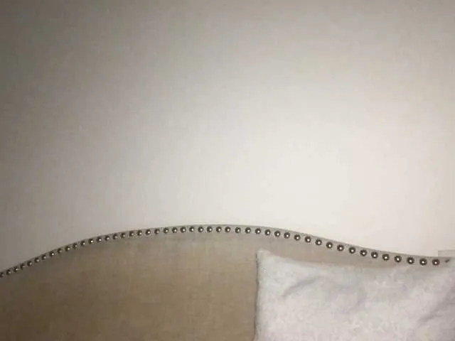 Live sex webcam photo for Xoxcat #291836440