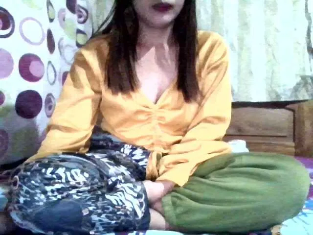 Live sex webcam photo for Xsweetpusy #277206284
