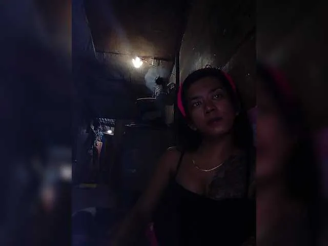 Live sex webcam photo for XtatsenjhayX #291680538