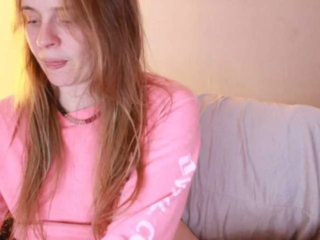 Live sex webcam photo for XxpixeyxX #288076552