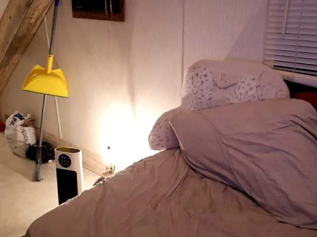 Live sex webcam photo for XxpixeyxX #292426581