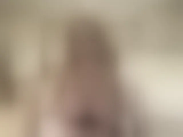 Live sex webcam photo for XxxSexyMilfxxX #293004720