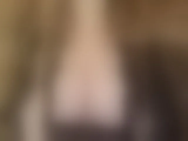 Live sex webcam photo for XxxSexyMilfxxX #293274900