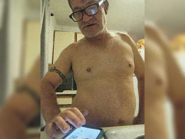 Live sex webcam photo for Xxxgeniexxx #276805522