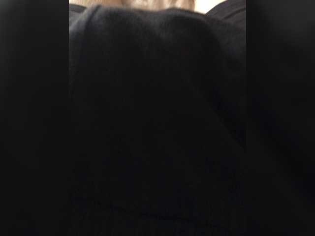 Live sex webcam photo for Xxxx1907 #274319533