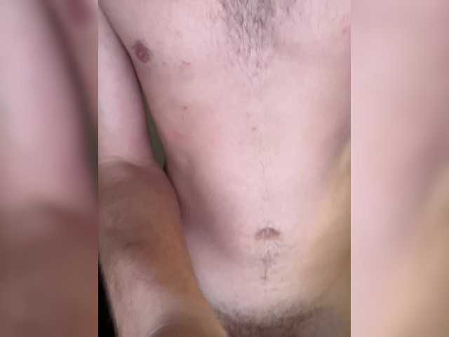 Live sex webcam photo for YEEIYEEI #278247133