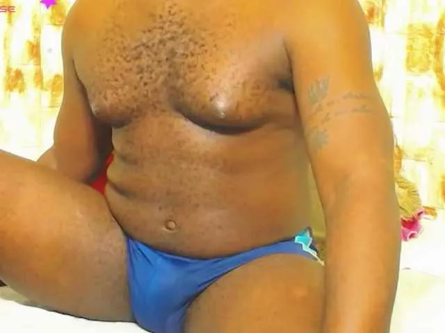 Live sex webcam photo for YOUBIGFIRE30 #293956704