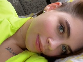 Live sex webcam photo for YTIGRENOK- #195401276