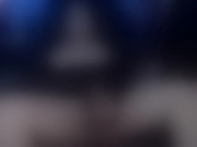 Live sex webcam photo for YUMMYTHICKCUM #290412871