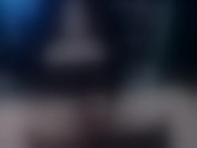 Live sex webcam photo for YUMMYTHICKCUM #290465243