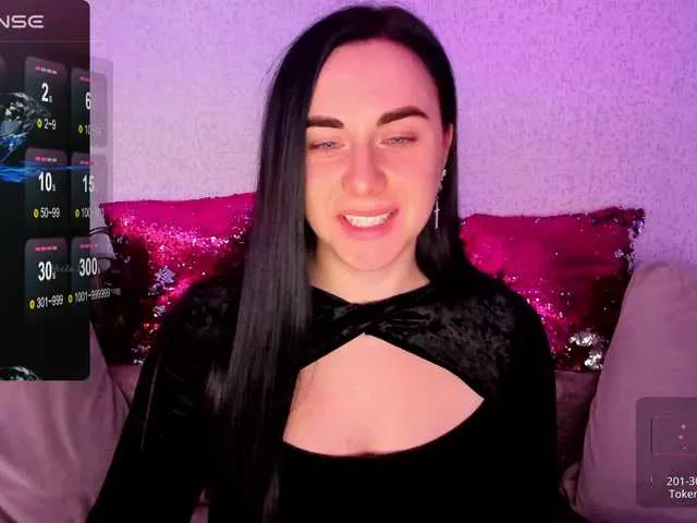 Live sex webcam photo for YURIEVNA13 #276925387